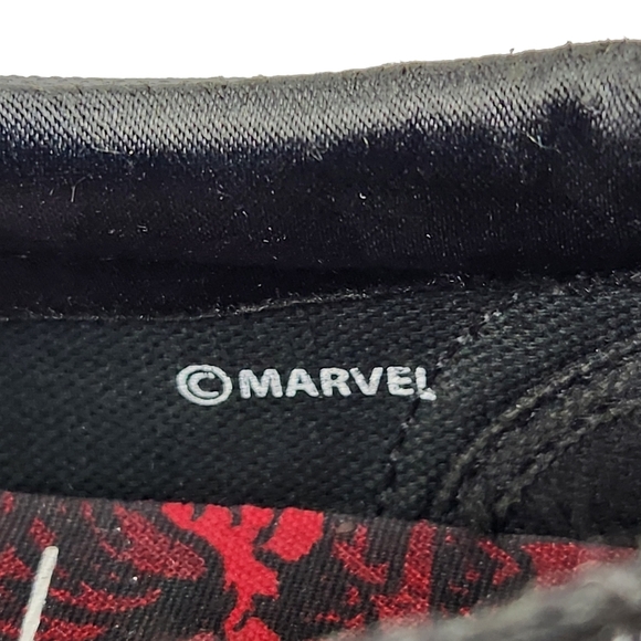 Vans Limited Edition Marvel Black Widow Slip On Sneakers Men's Size 4.5 - Picture 12 of 13
